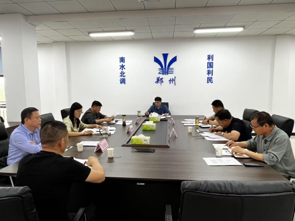 20250430总支部委员会议照片1.jpg